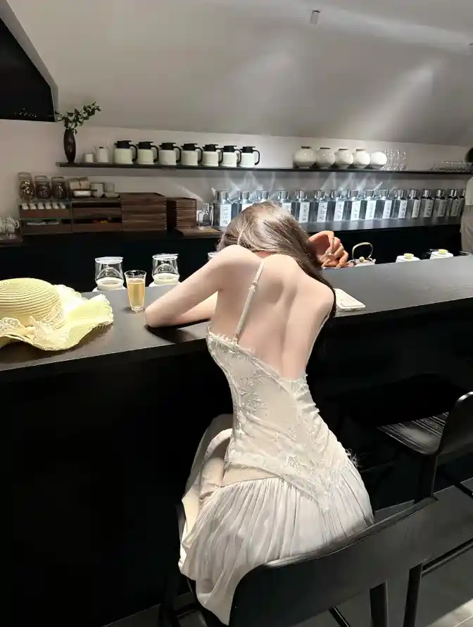 亚洲六月丁香六月婷婷_中文字字幕在线中文乱码网站_国产成人av大片大片在线播放