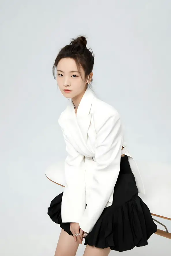 亚洲六月丁香六月婷婷_中文字字幕在线中文乱码网站_国产成人av大片大片在线播放